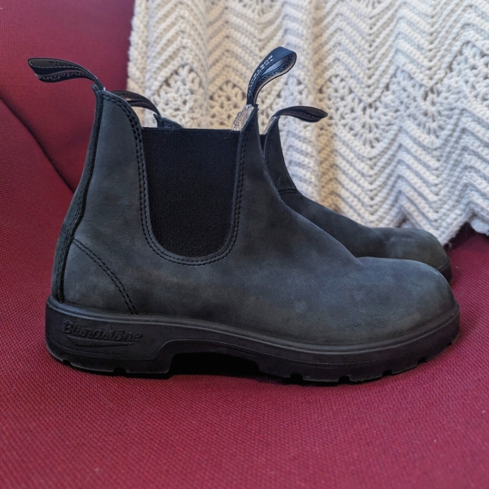 ★ Blundstone ★ Classic Chelsea ★ Rustic Black ★ 5.5 AU